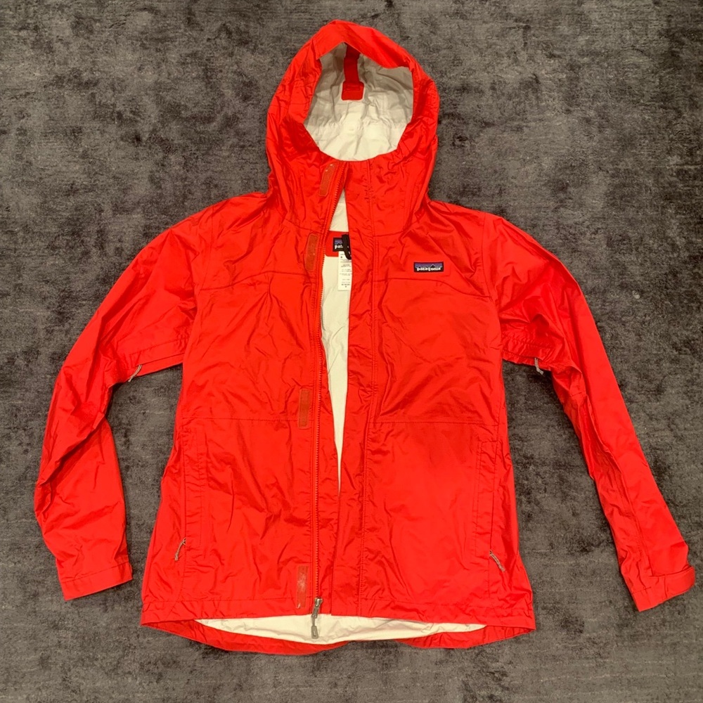 Patagonia Women’s M Rain Coat - Red